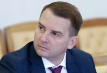 Ярослав Нилов о шестичасовом рабочем дне и прогрессе технологий в Госдуме yaroslav nilov o shestichasovom rabochem dne i progresse tehnologij v gosdume-dmvv-ru-0