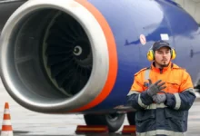 Пассажиры Air Canada Rouge спасли работника из багажного отсека passazhiry spasli rabotnika iz bagazhnogo otseka-dmvv-ru-0