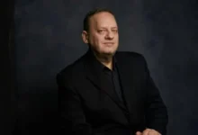 Роман Улыбин — яркая звезда Музыкального театра и лауреат «Золотой Маски» roman ulybin yarkaya zvezda muzykalnogo teatra i laureat zolotoj maski-dmvv-ru-0