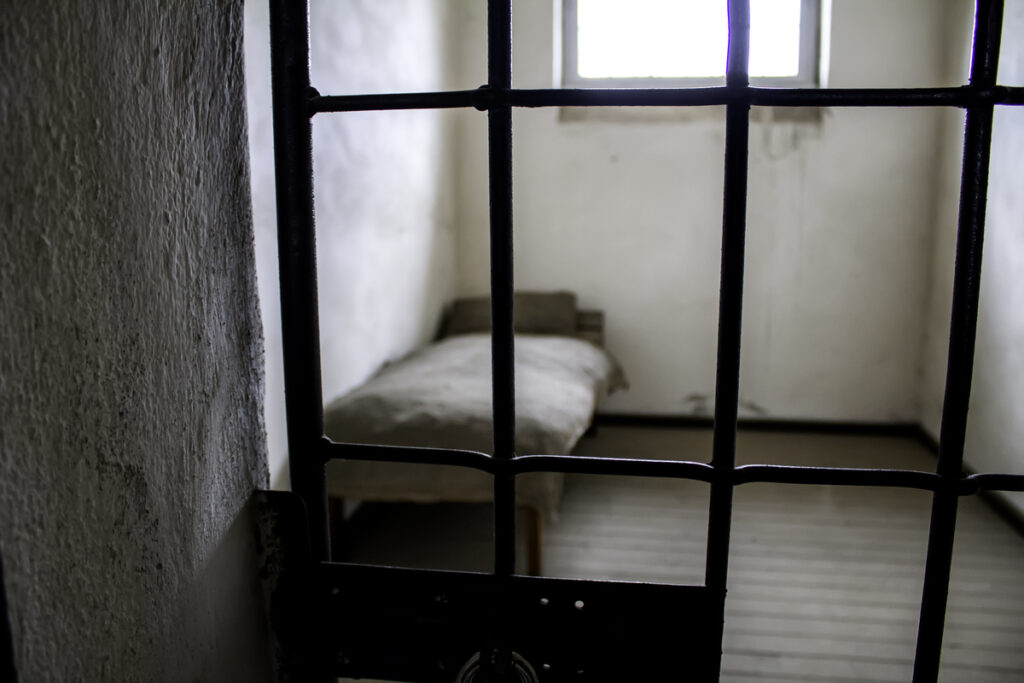 Камера в тюрьме