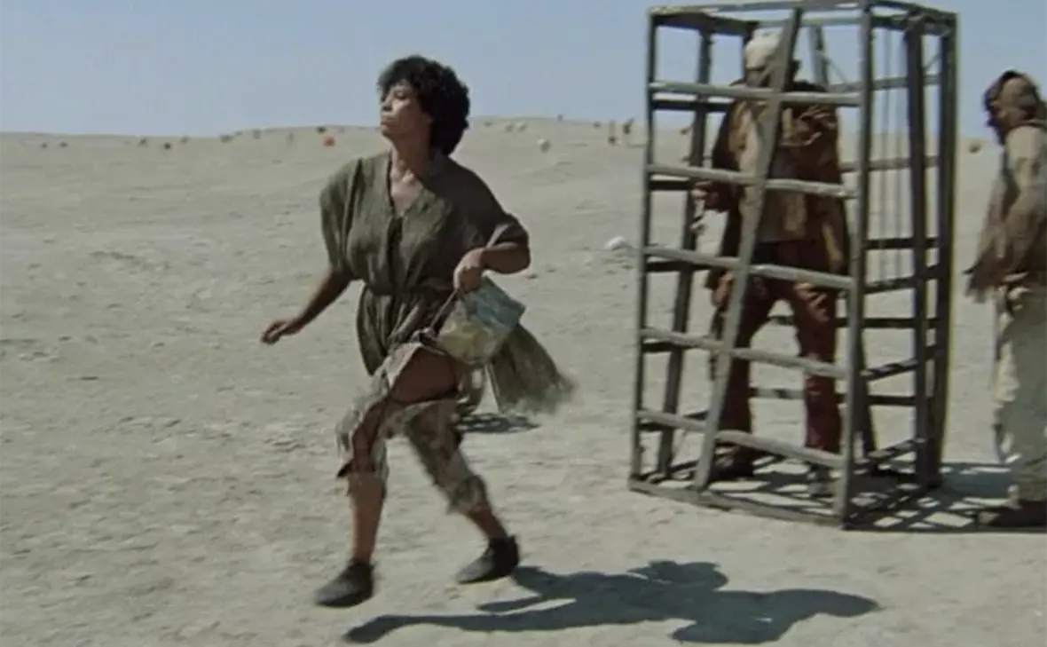 Людмила Солоденко в фильме Кин-дза-дза! , режиссер Георгий Данелия («Мосфильм»)