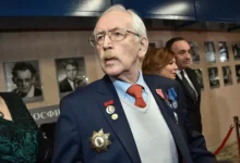 Василий Ливанов чувствует заботу близких и поддержку Екатерины vasilij livanov chuvstvuet zabotu blizkih i podderzhku ekateriny-dmvv-ru-0