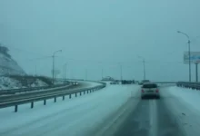 Владивосток оперативно расчищает трассу Седанка-Патрокл от снега vladivostok operativno raschishhaet trassu sedankapatrokl ot snega-dmvv-ru-0