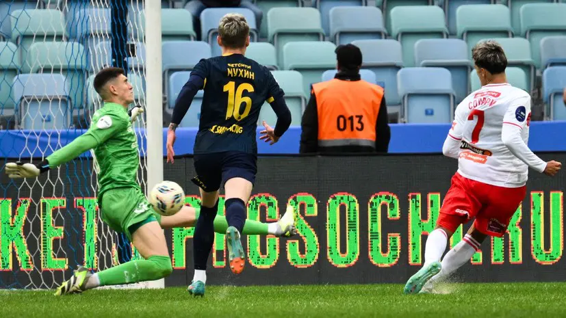 Дебют с послевкусием: три решения VAR в пользу «Сочи» не помешали «Спартаку» одержать первую победу при Карседо