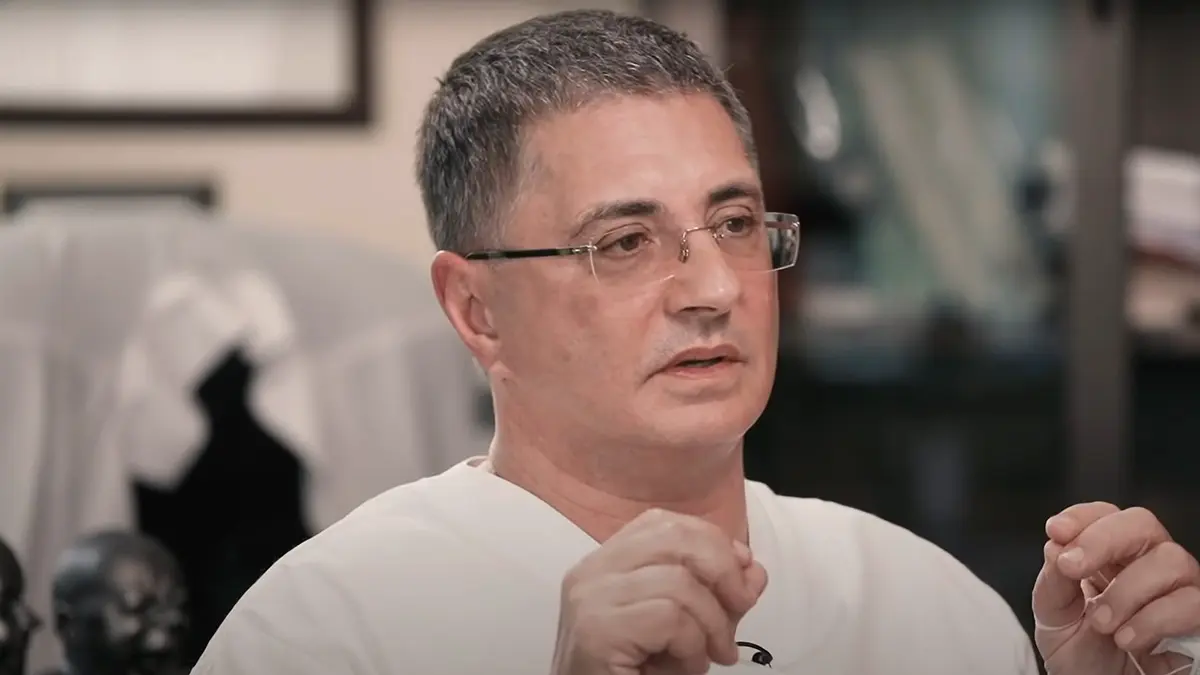 Врач Мясников отчитал гостью передачи с жалобами на судороги