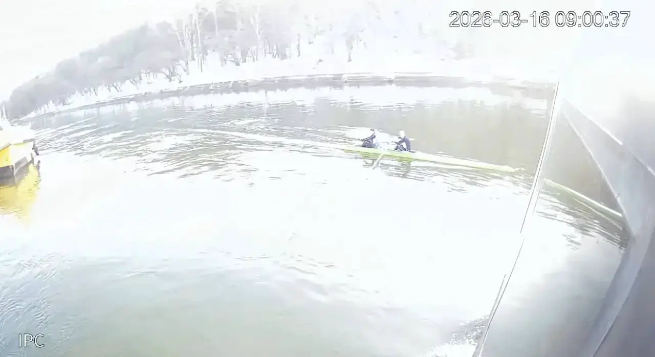 СК возбудил дело после гибели мужчины во время катания на каноэ по Москве-реке