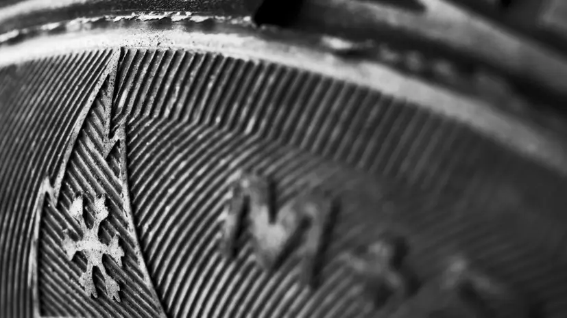 Автоэксперт Павлов: езда на зимних шинах в тёплую погоду опасна