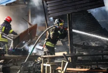 ГУ МЧС Приморья ликвидировало пожар на рынке Владивостока gu mchs primorya likvidirovalo pozhar na rynke vladivostoka-dmvv-ru-0