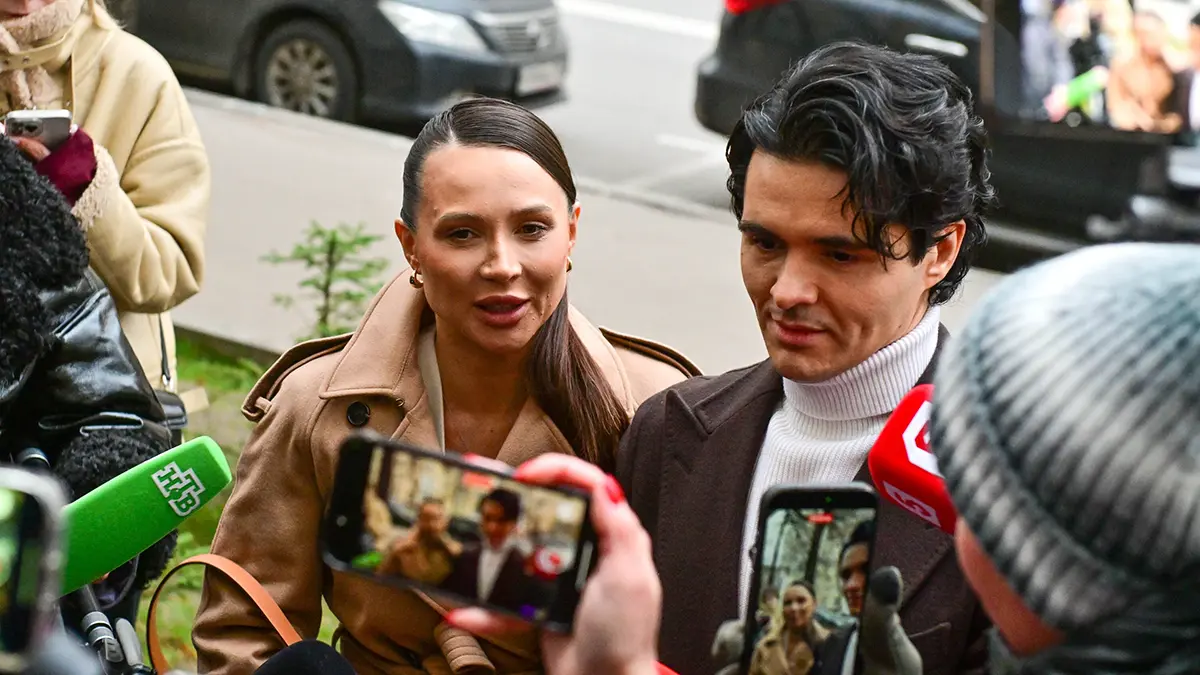 Жених Лерчек рассказал, как рождение ребенка спасло ей жизнь