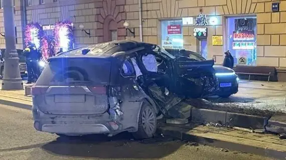 Стала известна личность женщины, устроившей массовое ДТП на Садовом кольце