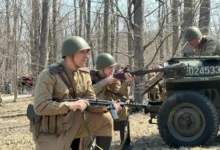 Реконструкция в честь 81-й годовщины Победы во Владивостоке rekonstrukcziya v chest 81j godovshhiny pobedy vo vladivostoke-dmvv-ru-0