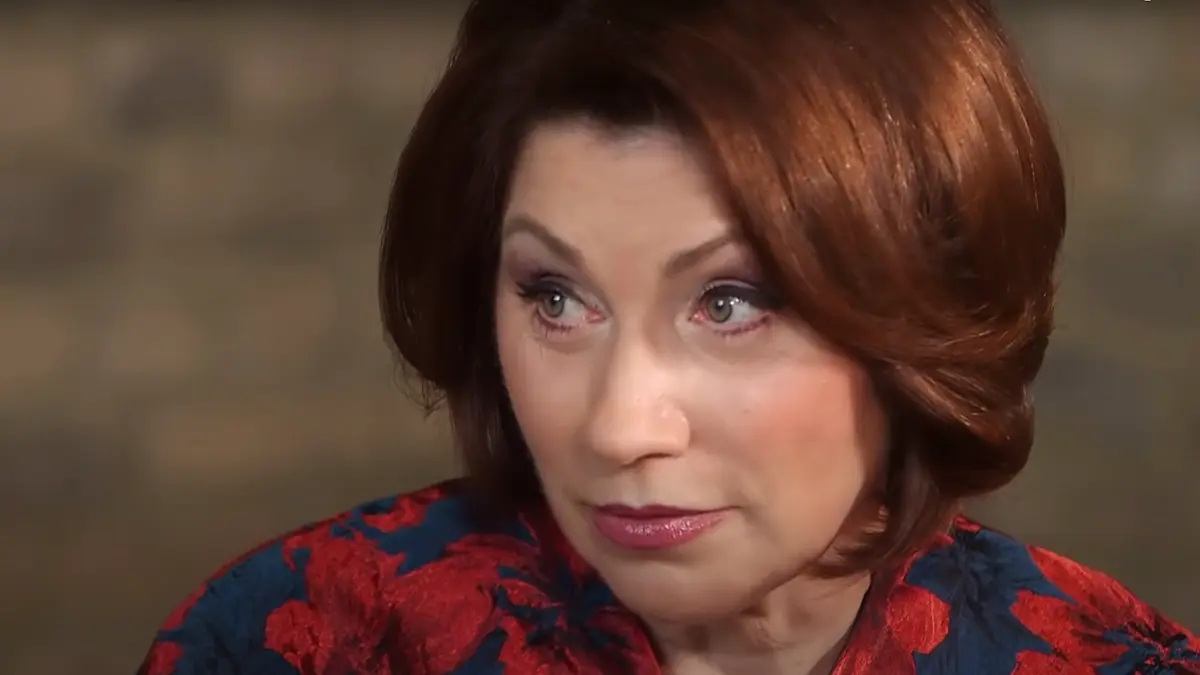 Сябитова рассказала, что делала пластические операции