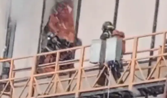 Стала известна предварительная причина пожара на стройке на севере Москвы