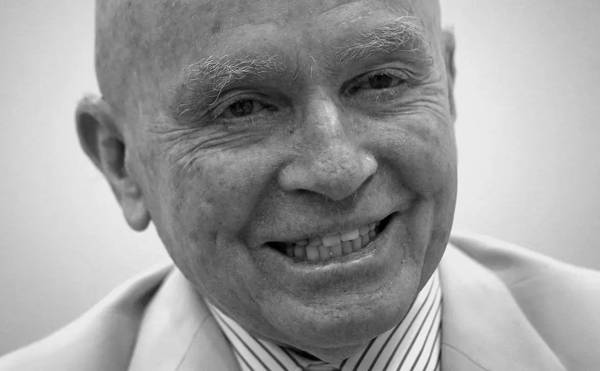 Марк Мобиус (Francis Mascarenhas / Reuters)