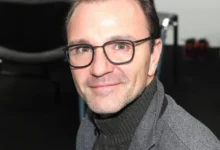 anton siharulidze oproverg sluhi o smene grazhdanstva sofi muravyovoj-dmvv-ru-0