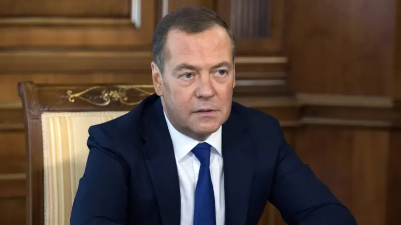 Медведев: ЕС отвечает за гибель мирных жителей в России от атак ВСУ