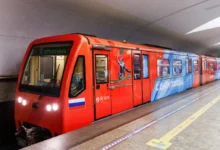 sobyanin i liksutov zapustili prazdnichnyj poezd ko dnyu pobedy-dmvv-ru-0