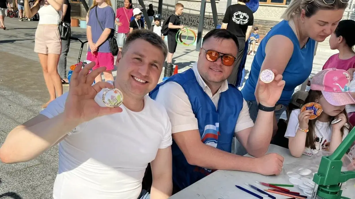 Семейный фестиваль в рамках проекта «Лето в Москве» в Некрасовке посетили около 300 человек