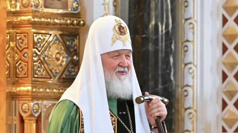 Патриарх: людям творческих профессий не надо уходить со светлой стороны истории