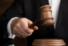 Карцев получил условный срок за нападение на знакомого в хостеле karczev poluchil uslovnyj srok za napadenie na znakomogo v hostele-dmvv-ru-0