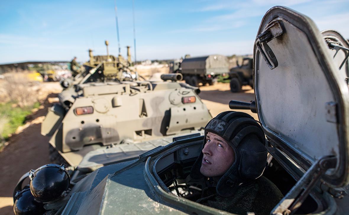 Российские военные на авиабазе  Хмеймим , Сирия (Сергей Бобылев / ТАСС)