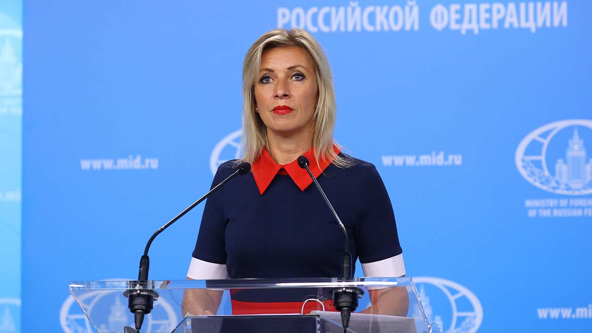Захарова обвинила Байдена в подталкивании мира к ядерному конфликту