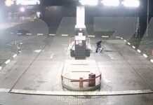 Дерзкая атака на АЗС в Ростове шокировала правоохранителей 7a0dbd94-03f6-4793-aad1-7be9d84be570-67e9b6e5