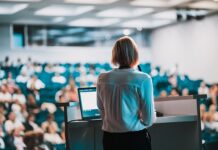 Справедливость восторжествовала в деле учительницы из Миссури 859b34bd-bd2b-465d-b127-16e149a7762c-67e37024