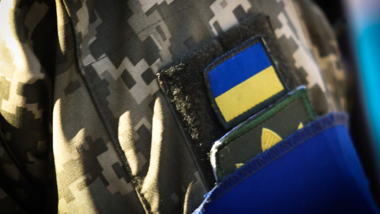 Шокирующие признания пленного офицера раскрыли правду о подготовке украинских бойцов во Франции