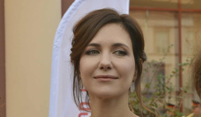 Климова поднимает четверых детей в одиночку