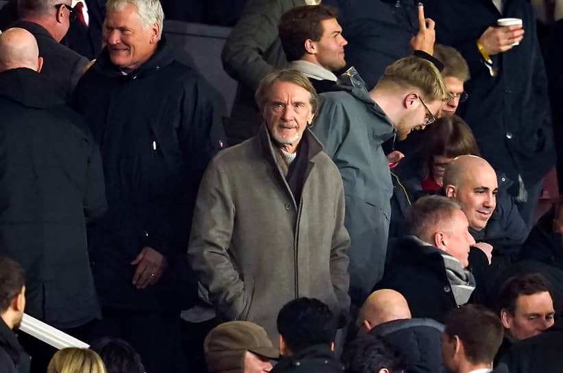 Финансовые проблемы «Манчестер Юнайтед» Джим Рэтклифф предпочитает решать путем массового сокращения персонала