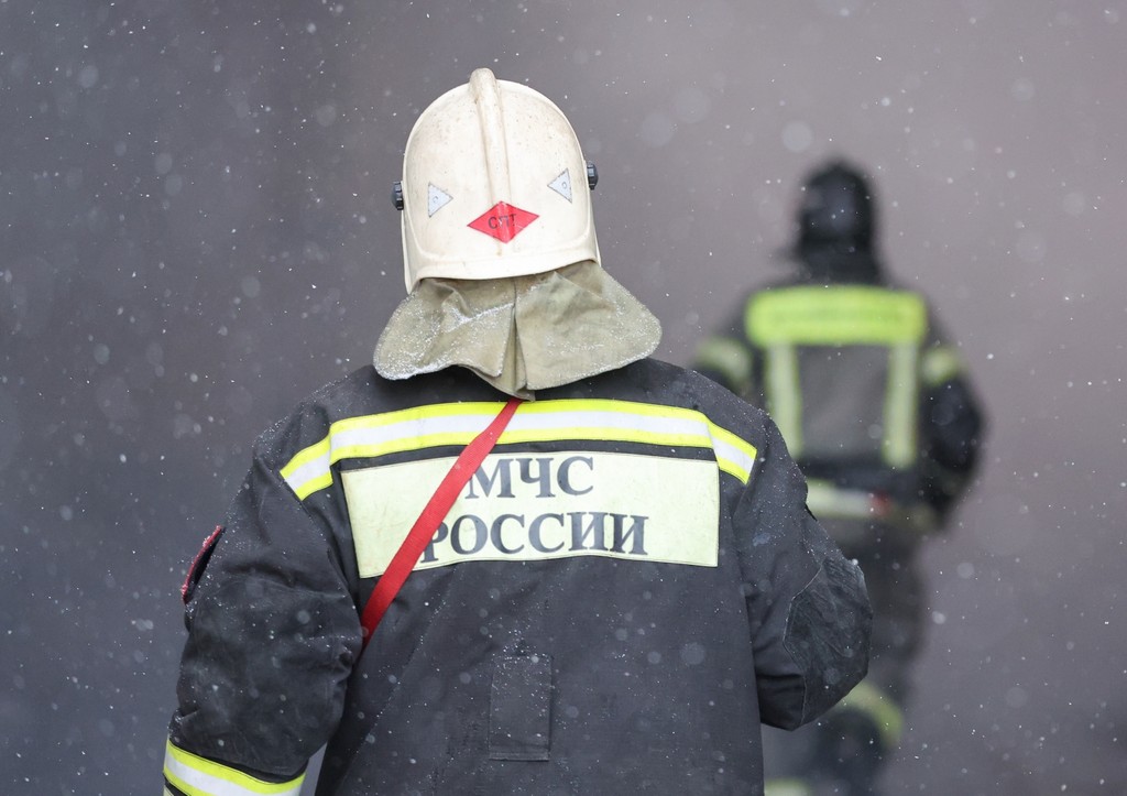 40 человек спасли из пожара в здании на востоке Москвы