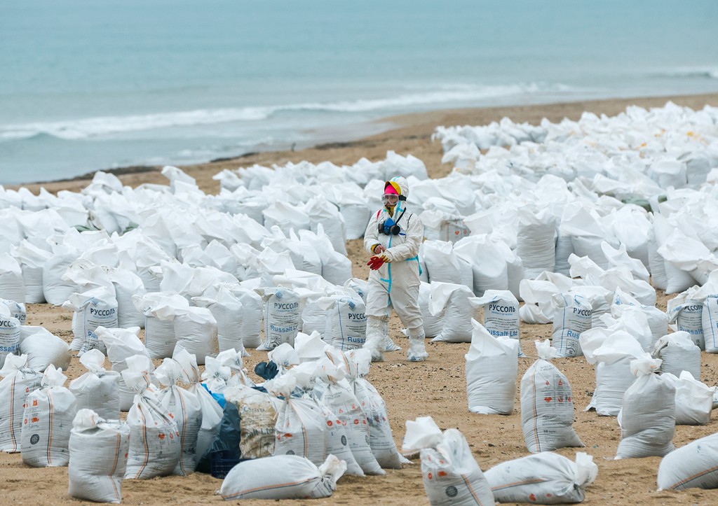 Катастрофа в Черном море, танкеры на мели, «Дружба»: за всем стоит Украина?