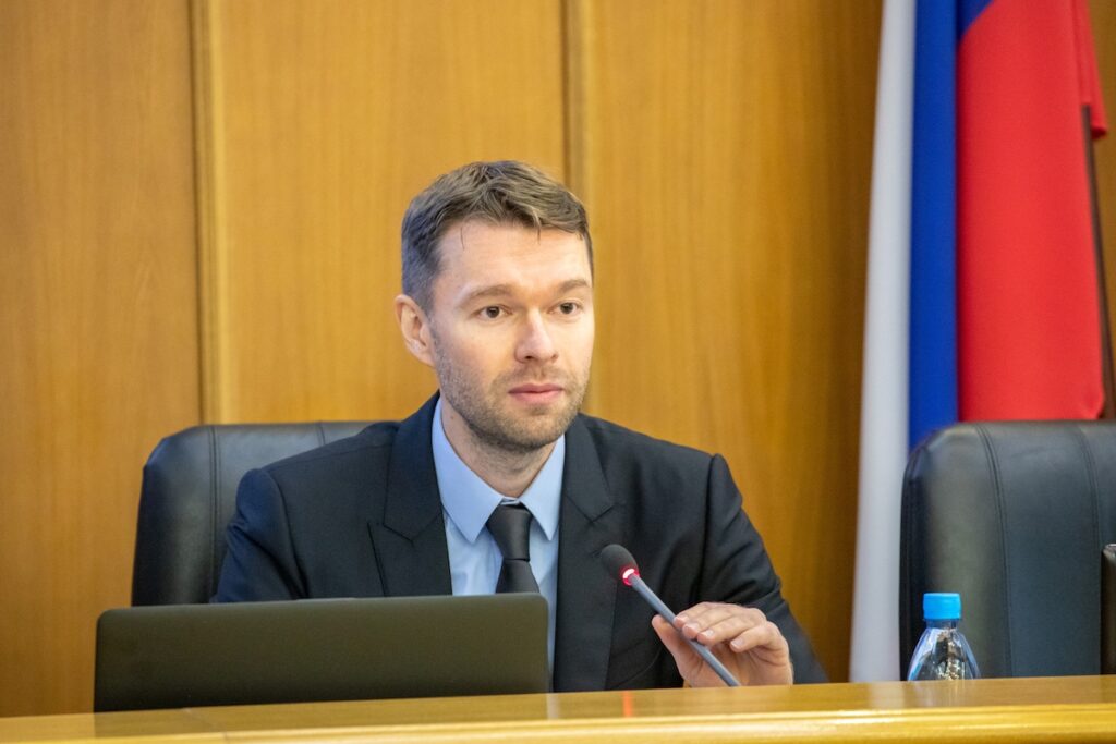 Алексей Вихарев стал обладателем памятной медали Минобороны: признание заслуг екатеринбургского депутата