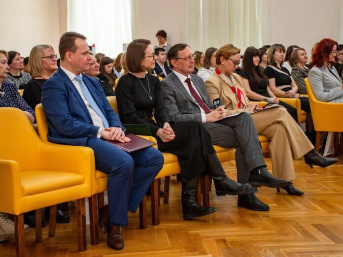 Более 80 резидентов Президентской библиотеки стали участниками совещания в Екатеринбурге-0