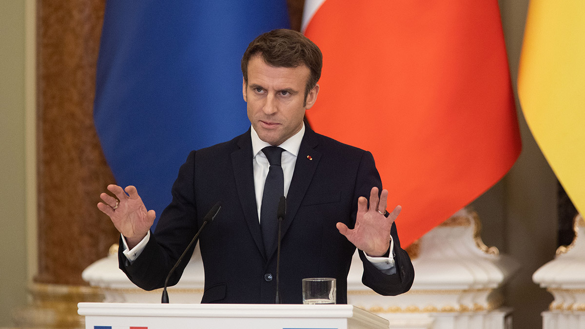 Макрон выступит с обращением к французам вечером 5 марта