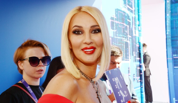 "Скромные посиделки": Сергей Лазарев поздравил Леру Кудрявцеву с днем рождения