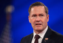 США на грани пределов — Уолтц предупреждает Киев о стремительно тающих ресурсах ssha na grani predelov uoltcz preduprezhdaet kiev o stremitelno tayushhih resursah-gazetarf-ru-174101878700-0