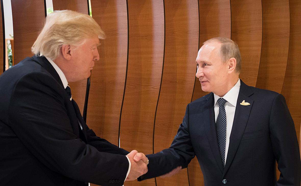 Дональд Трамп и Владимир Путин (Steffen Kugler / Getty Images)