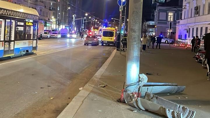В наезде на пешеходов в центре Москвы заподозрили ученого-океанолога