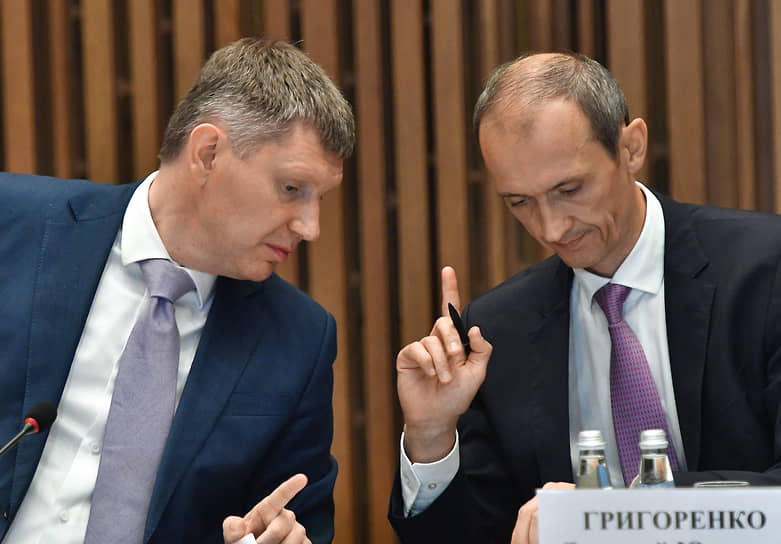 Министр экономического развития Максим Решетников и заместитель председателя правительства — глава аппарата правительства Дмитрий Григоренко