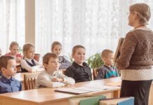 Екатерина Лещинская и «Здоровое отечество» требуют - школы научат распознавать мошенников ekaterina leshhinskaya i zdorovoe otechestvo trebuyut shkoly nauchat raspoznavat moshennikov-gazetarf-ru-174496890400-0