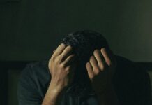 Молодость не защита Известия напоминают о признаках инсульта molodost ne zashhita izvestiya napominayut o priznakah insulta-gazetarf-ru-174430314300-0