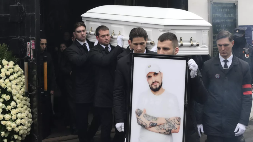 Пашу Техника похоронили на Николо-Архангельском кладбище