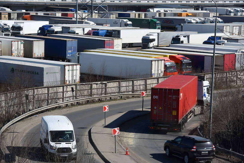 ПЭК и NC Logistic отмечают рост оптимизма на рынке грузоперевозок после спада цен-0