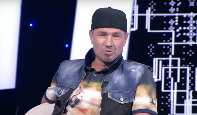 "Мир перевернулся, но я стою": переживший ампутацию Костомаров шокировал поклонников