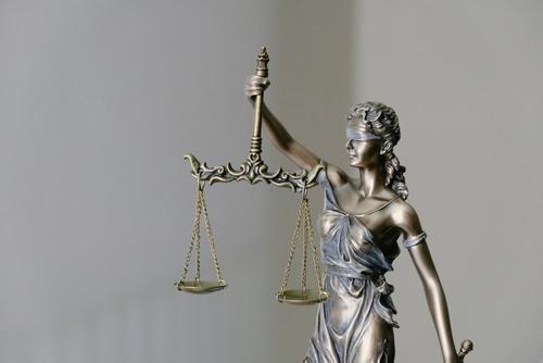 Судят риэлтора, укравшего у сирот 70 млн рублей