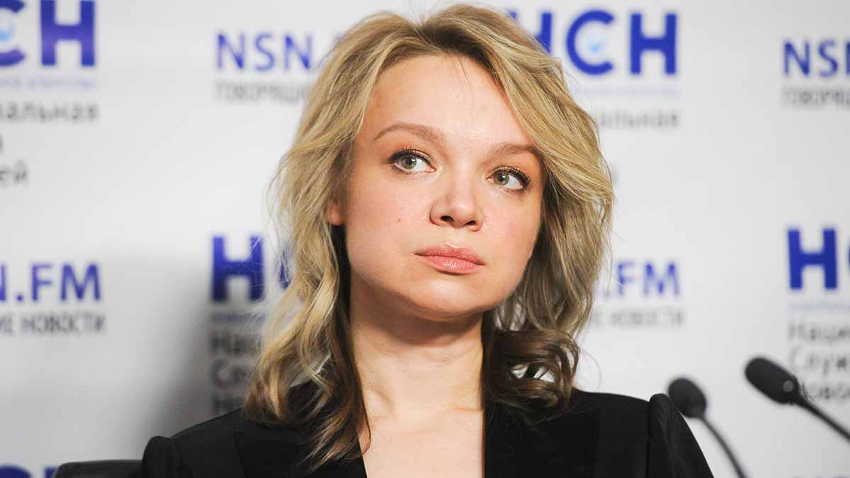 Вдова Джигарханяна впервые стала мамой