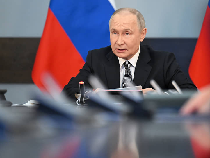 Владимир Путин и Госдума укрепляют образование - запрет для иноагентов-0