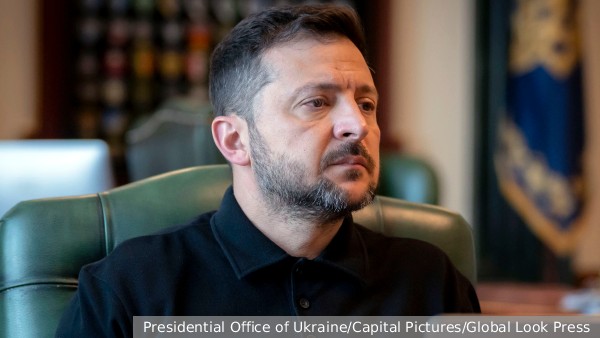 На Украине Зеленскому припомнили слова о том, что жизни людей важнее территорий